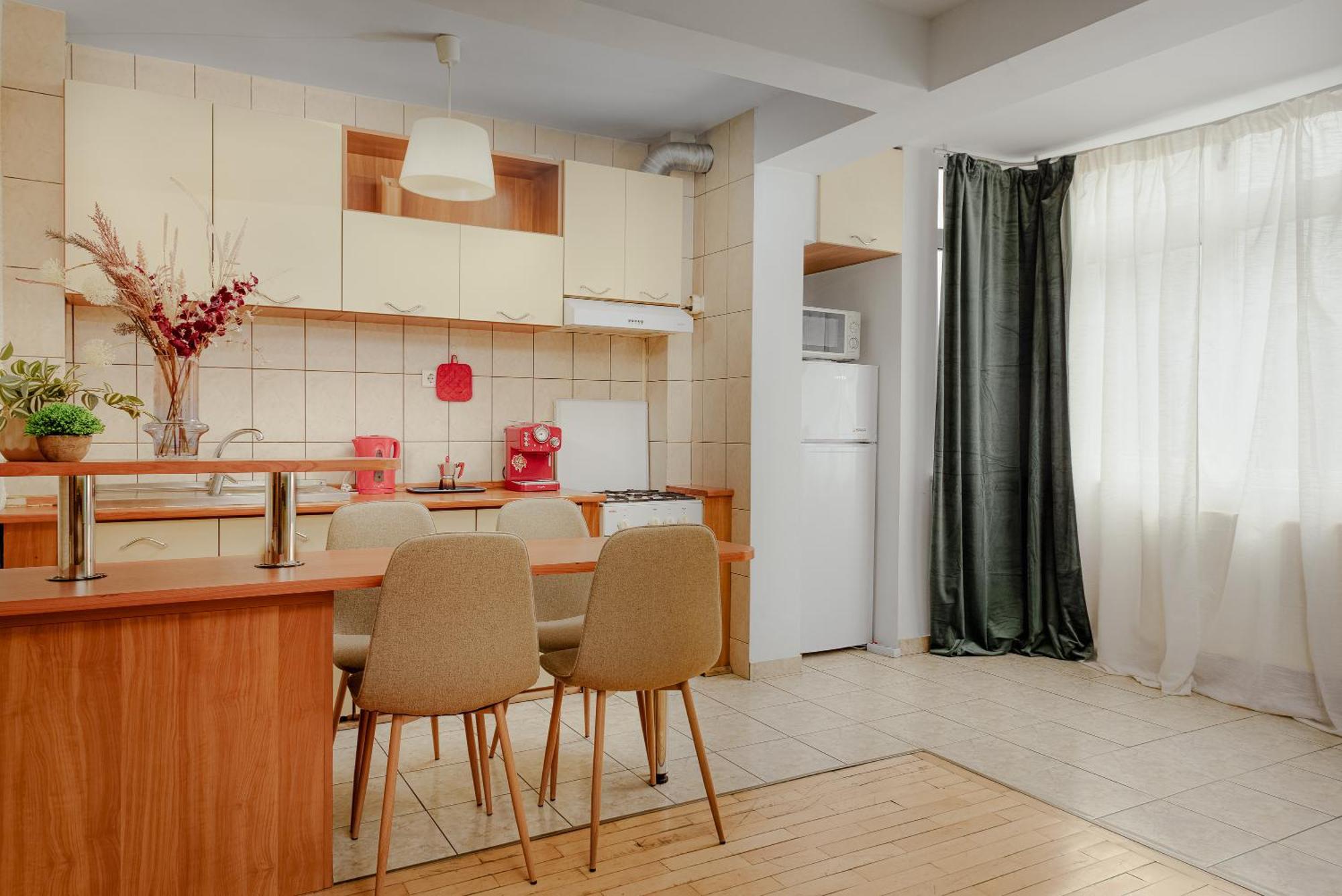 Old Town Chic 1 Bedroom W Self Check In Bucureşti Ngoại thất bức ảnh